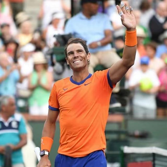 开云下载-转会期埃因霍温备战欧超杯;防线松动细节流出;球迷炸锅;数据层面出现新趋势(欧赔233体系解法)